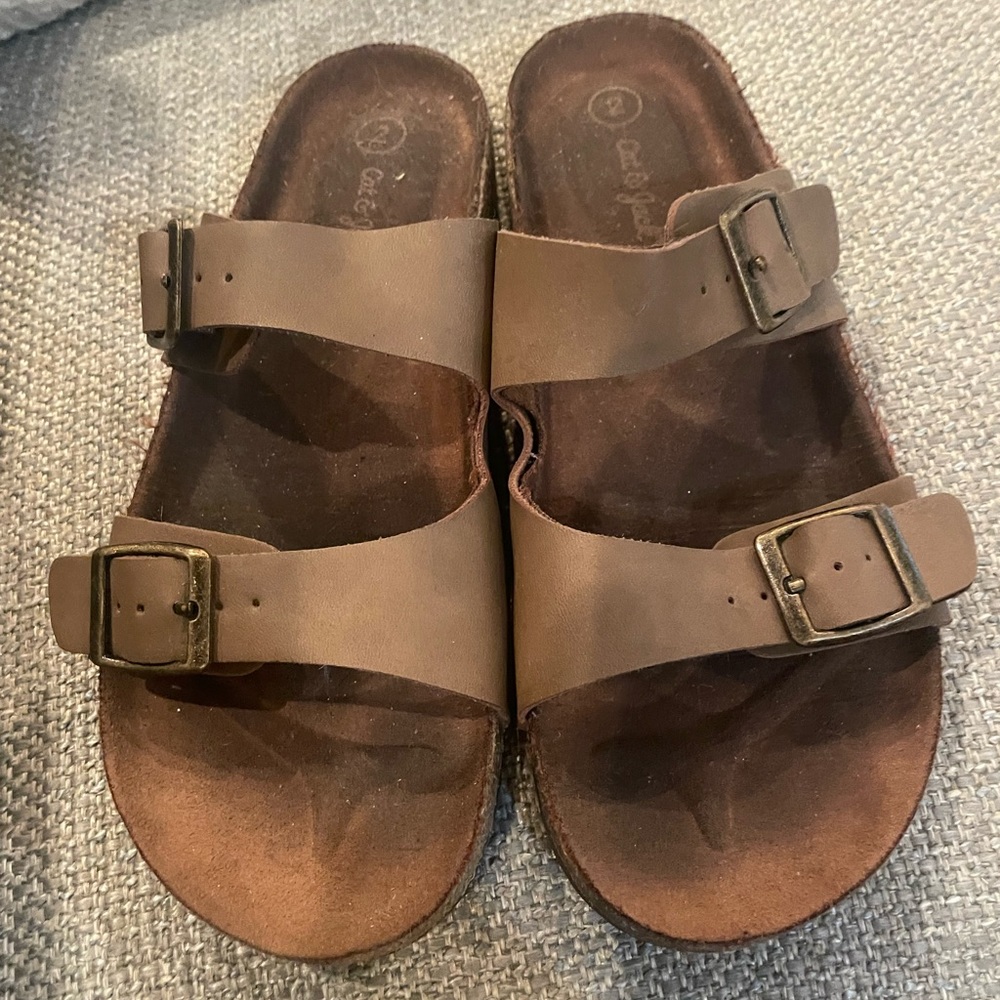 ❌SOLD❌  Birkenstock Style Sandals Tan